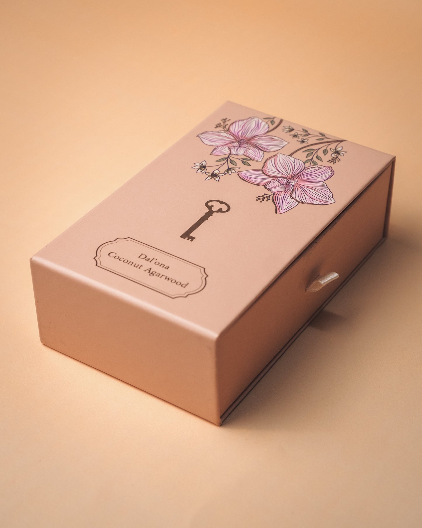 Coconut Agarwood- Dal'ona